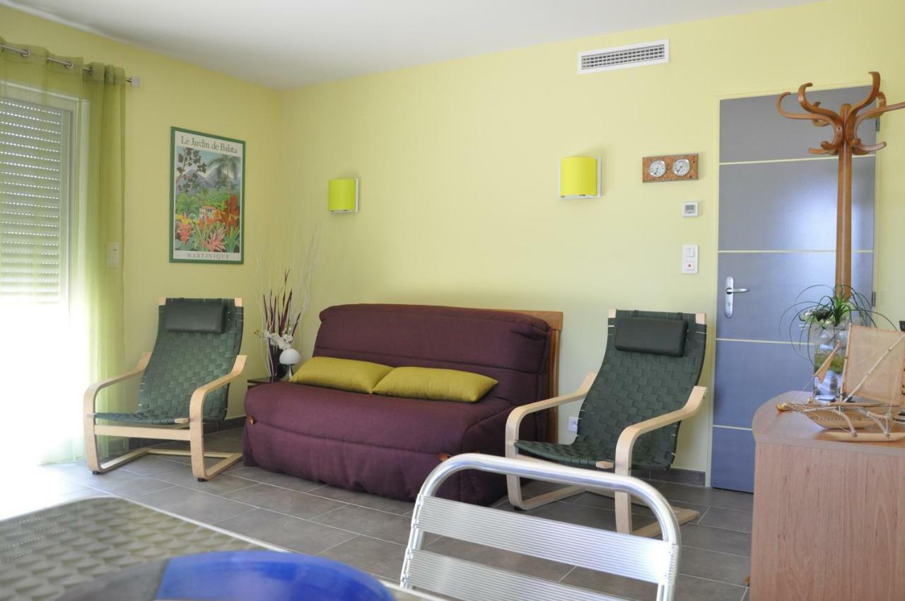 Apartamento Martichris Châteauneuf-de-Gadagne Exterior foto